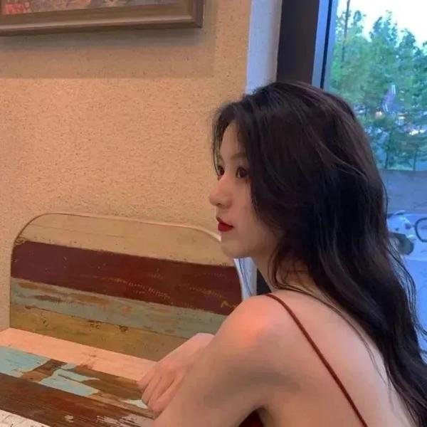 秋想和春一起吃饭